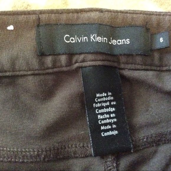 Calvin Klein brown jagging’s - Picture 2 of 3